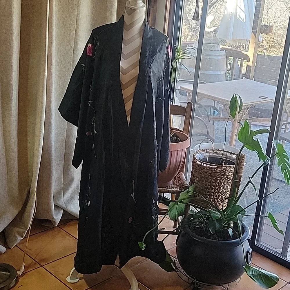 Handmade Kimono Hand embroidery on front back and sleeves Coachella 2026 - Picture 1 of 7